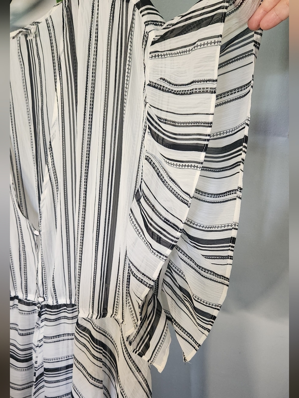Flowy Striped Duster - Picture 5 of 6